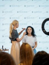 День рождения Золотого яблока