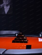 Игра "Мафия" с падающими стульями