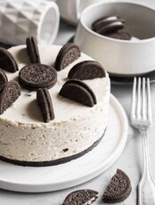 Мастер-класс "Торт Орео, капкейки, Тирамису с домашними савоярди"