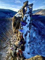 Занятия в школе альпинизма