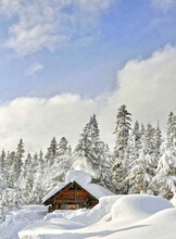 Снегоходная экскурсия на усадьбу Мяо-Чан