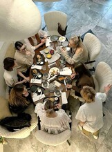 Утро в женском клубе