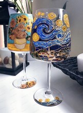 Мастер-класс по росписи винных бокалов