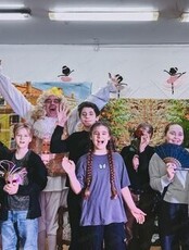 Перфоманс "Мир театра"