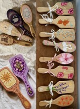 Мастер-класс по росписи деревянных расчёсок