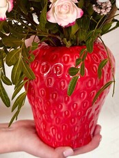 Мастер-класс "Ваза-клубника"