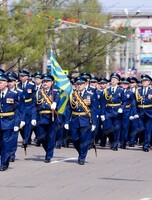 Построение воинских частей с прохождением торжественным маршем