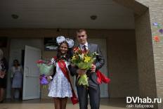 Фотоотчет Средняя школа №83: Последний звонок в школе № 83. Пятница, 23 мая. Изображение 38