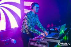 Фотоотчет : Супердискотека 90-х. Пятница, 18 июля. Изображение 4