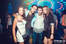 Фотоотчет : Супердискотека 90-х. Пятница, 18 июля. Изображение 9