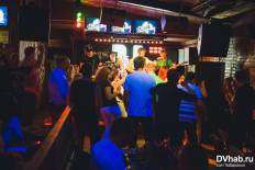 Фотоотчет ГараЖ: Суперпятница с группой "No Limits" (21+). Пятница, 24 июня. Изображение 2