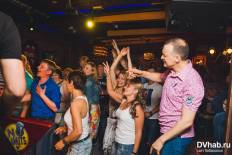 Фотоотчет ГараЖ: Суперпятница с группой "No Limits" (21+). Пятница, 24 июня. Изображение 8