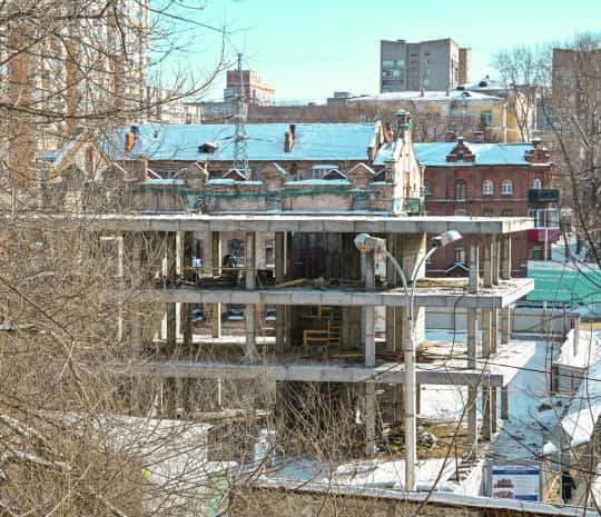 DVHAB на районе: Калинина – улица одинокого балкона и несостоявшегося небоскреба (ФОТО)