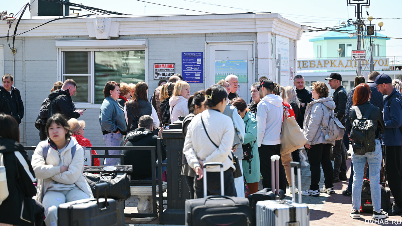 Дебаркадер не к чему крепить: набережная осталась без якорей