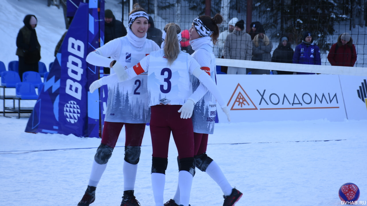 Волейбол на снегу: этап кубка России по экзотическому виду спорта состоялся на «Холдоми» (ФОТО; ВИДЕО)