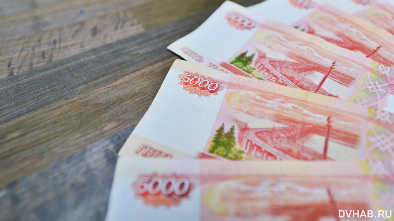 Хабаровского предпринимателя будут судить за невыплату зарплат