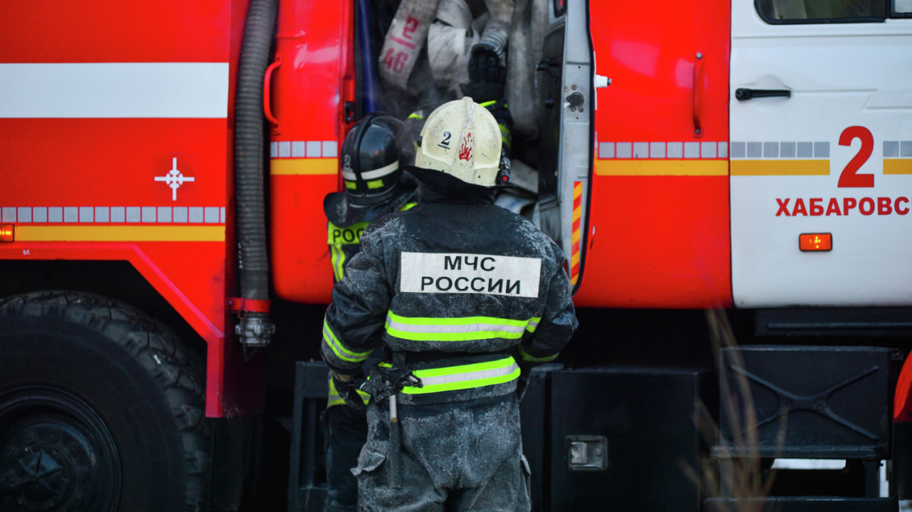 Ожоги получил житель Хабаровского района при пожаре в гараже