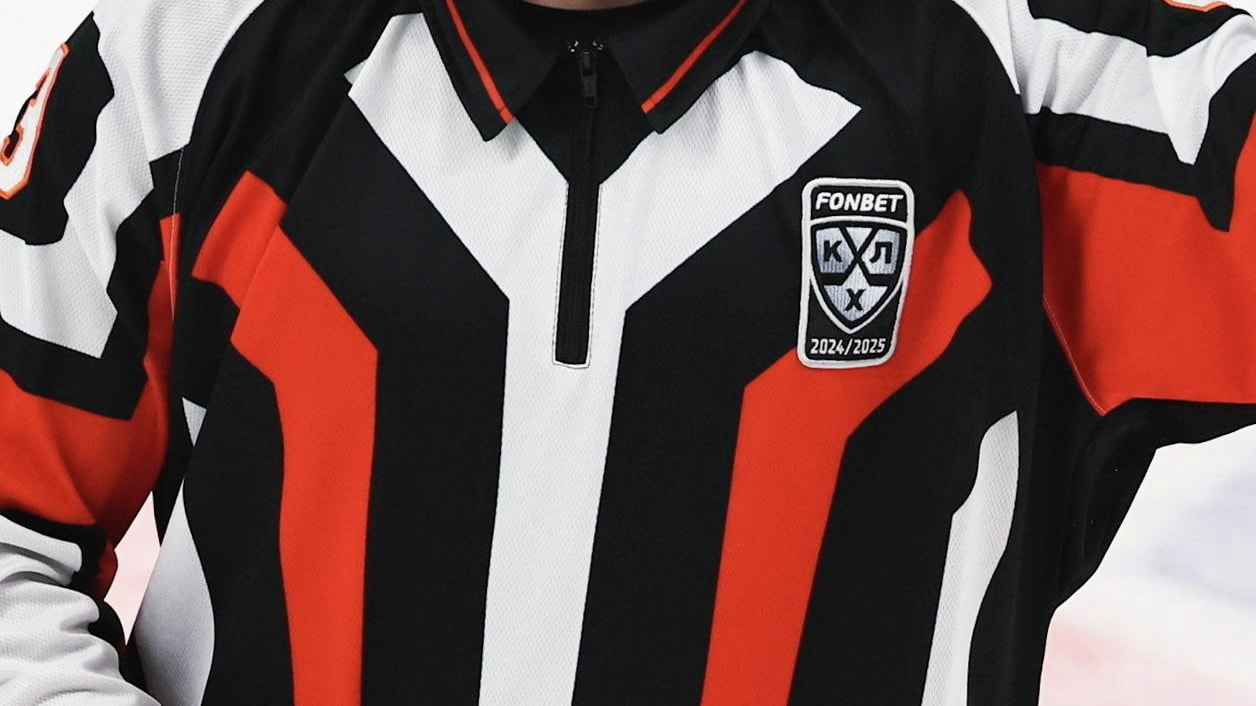 Судья матча «Амур» — «Трактор» случайно выругался матом