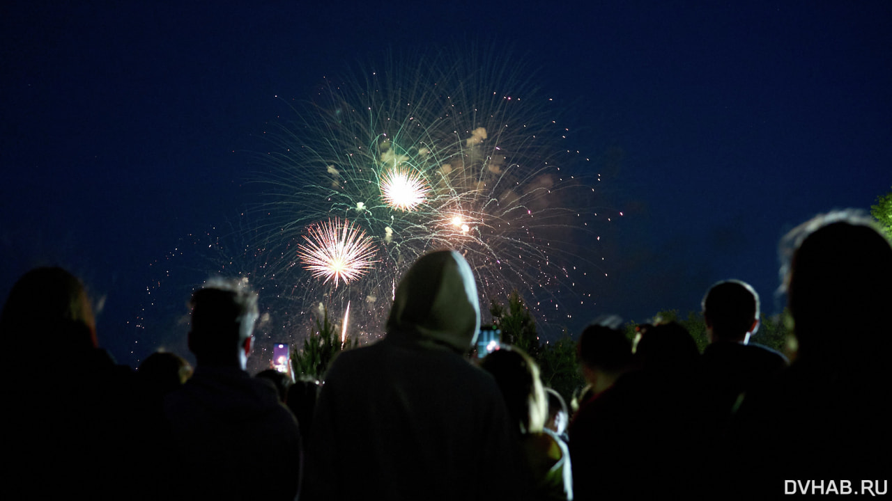 Небо над Хабаровском озарит салют в честь Дня защитника Отечества