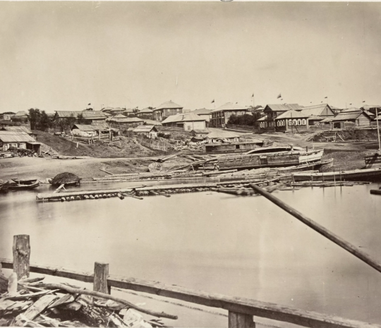 Дом-решето и кухарка-убийца: молодость Хабаровска женскими глазами (ФОТО)