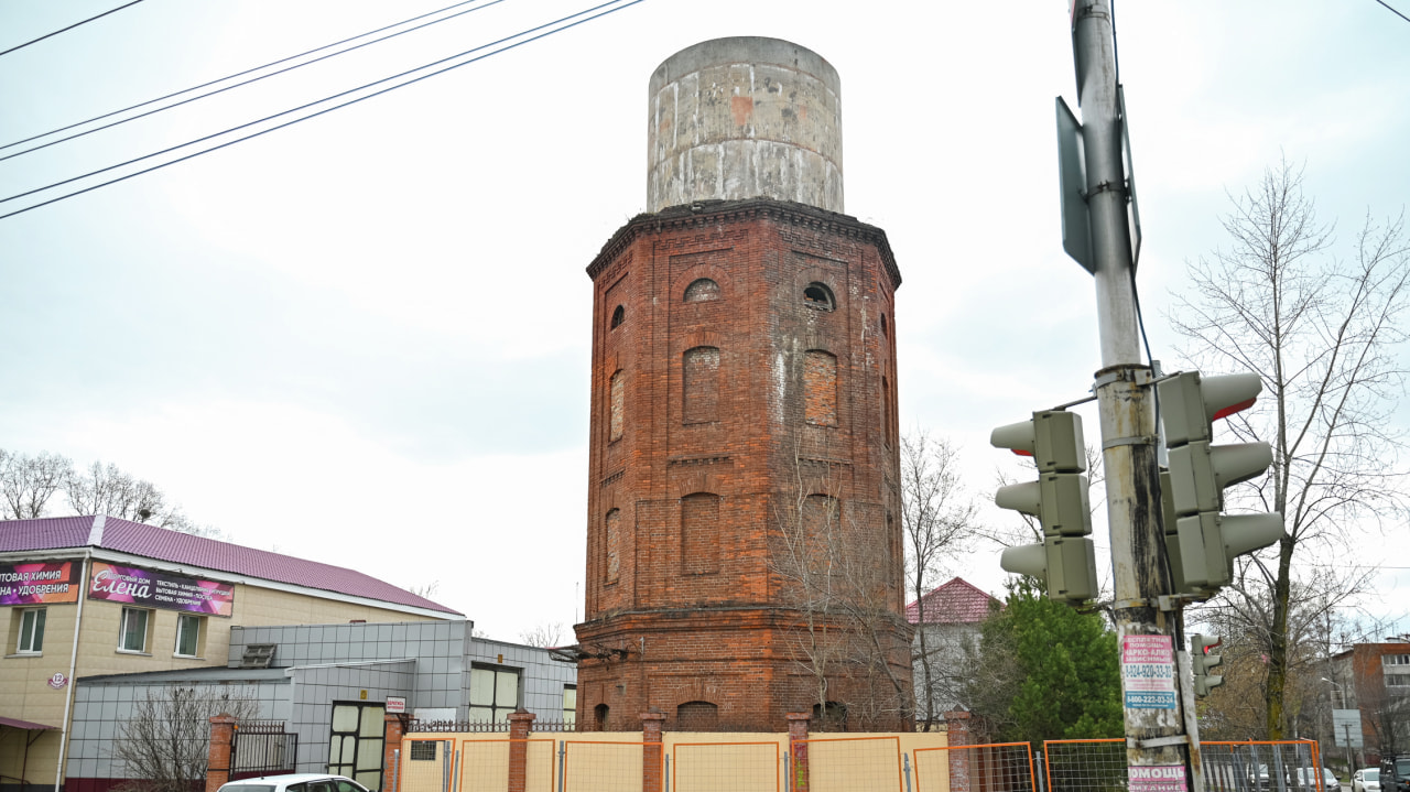 От сноса знаменитой башни на Базе КАФ отказались власти
