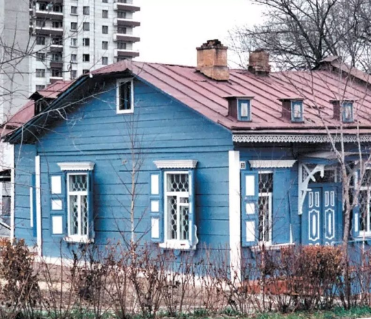 Утерянные дома призрачных улиц: снесенные памятники архитектуры исключают из-под охраны